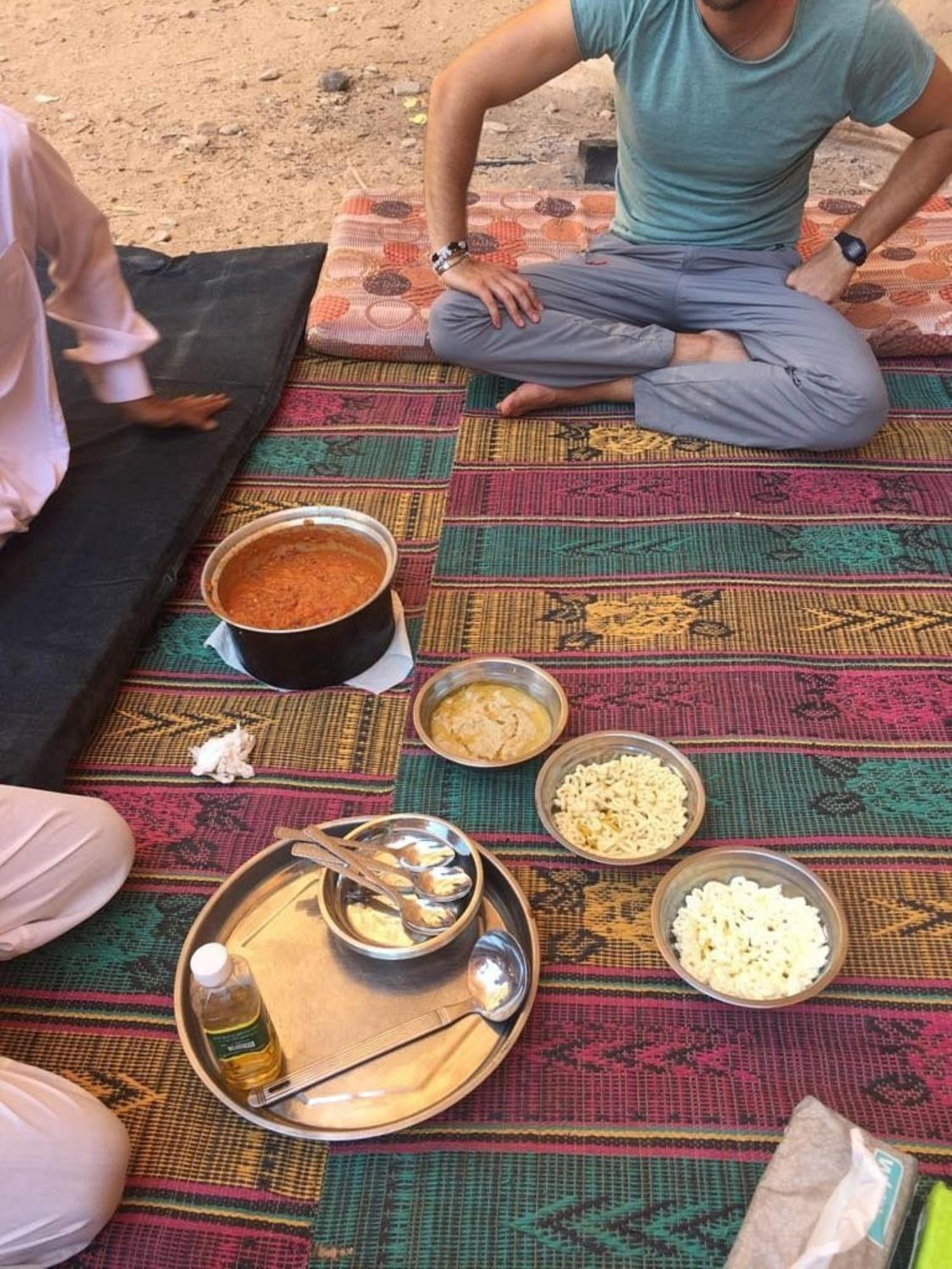 Authentic Bedouin Camp 瓦迪拉姆 外观 照片